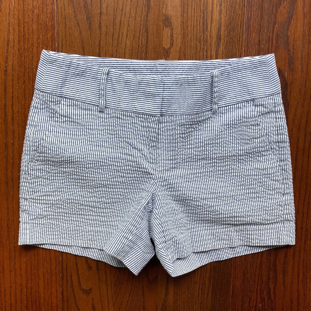 Seersucker Navy & White ANN TAYLOR Shorts - Picture 1 of 3